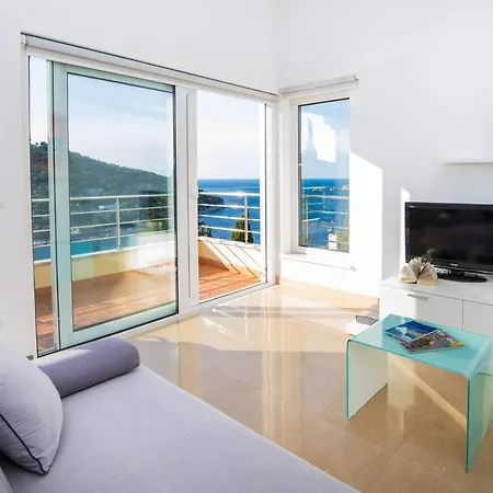 Vista 1 Apartment